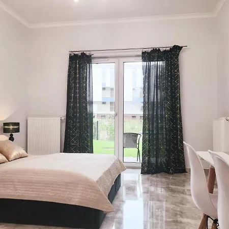 Na Grobli 20 Z Ogrodkiem * Вроцлав