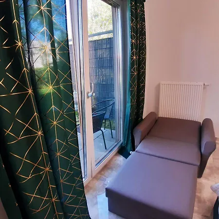 Na Grobli 20 Z Ogrodkiem Apartment