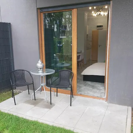 Apartmán Na Grobli 20 Z Ogrodkiem Vratislav